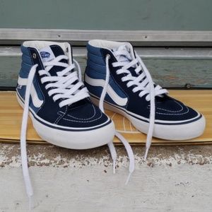 High top Old Skool Vans size mens 8.5
